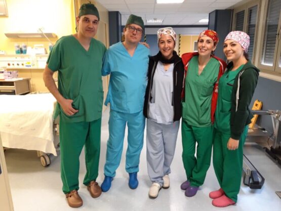 Με την ομάδα του φίλου καθηγητή χειρουργικής παχέος εντέρου και πρωκτού (Laser) P.Sileri στο Πανεπιστημιακό Νοσοκομείο Tor Vergata στη Ρώμη. (2019)